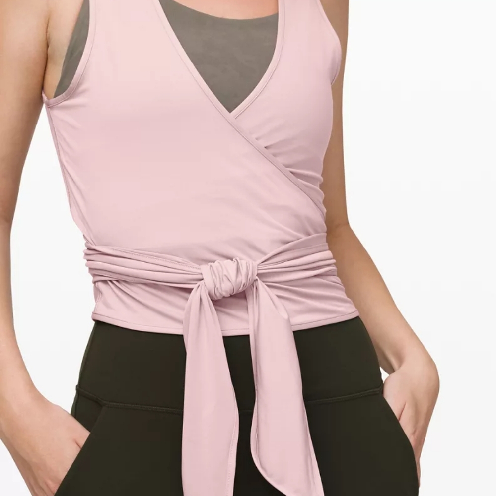 'LULULEMON' WRAP TIES 'TWIST ME UP' CROP TANK FOUR-WAY STRETCH IN DÙSTY ROSÀY - Picture 14 of 15